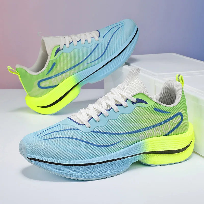 New Arrival Ultra-light Shock Absorption Fashion Couple Running Sneakers Easy to Match