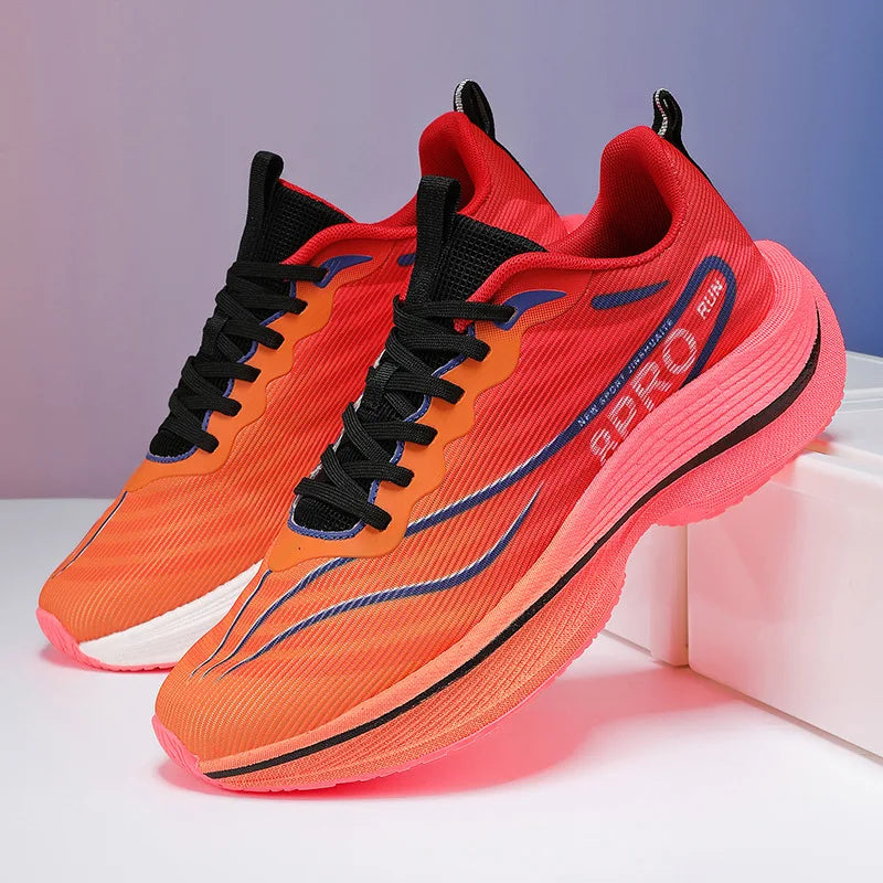 New Arrival Ultra-light Shock Absorption Fashion Couple Running Sneakers Easy to Match