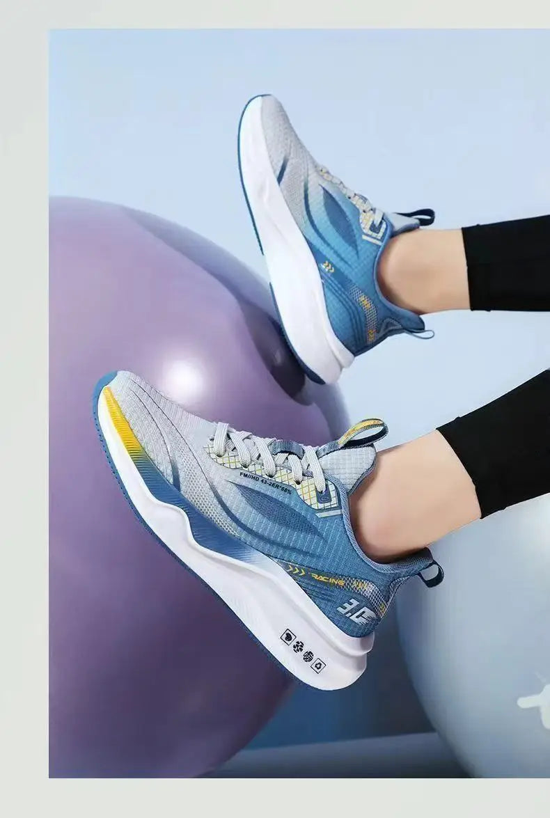 Fashionable Men's Running Shoes Comfortable Breathable Outdoor Casual Sports Shoes Low Top round Toe Thick Heel EVA Insole