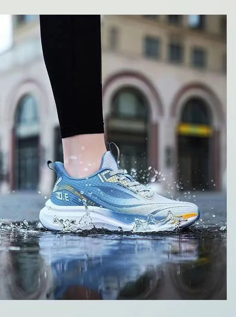 Fashionable Men's Running Shoes Comfortable Breathable Outdoor Casual Sports Shoes Low Top round Toe Thick Heel EVA Insole